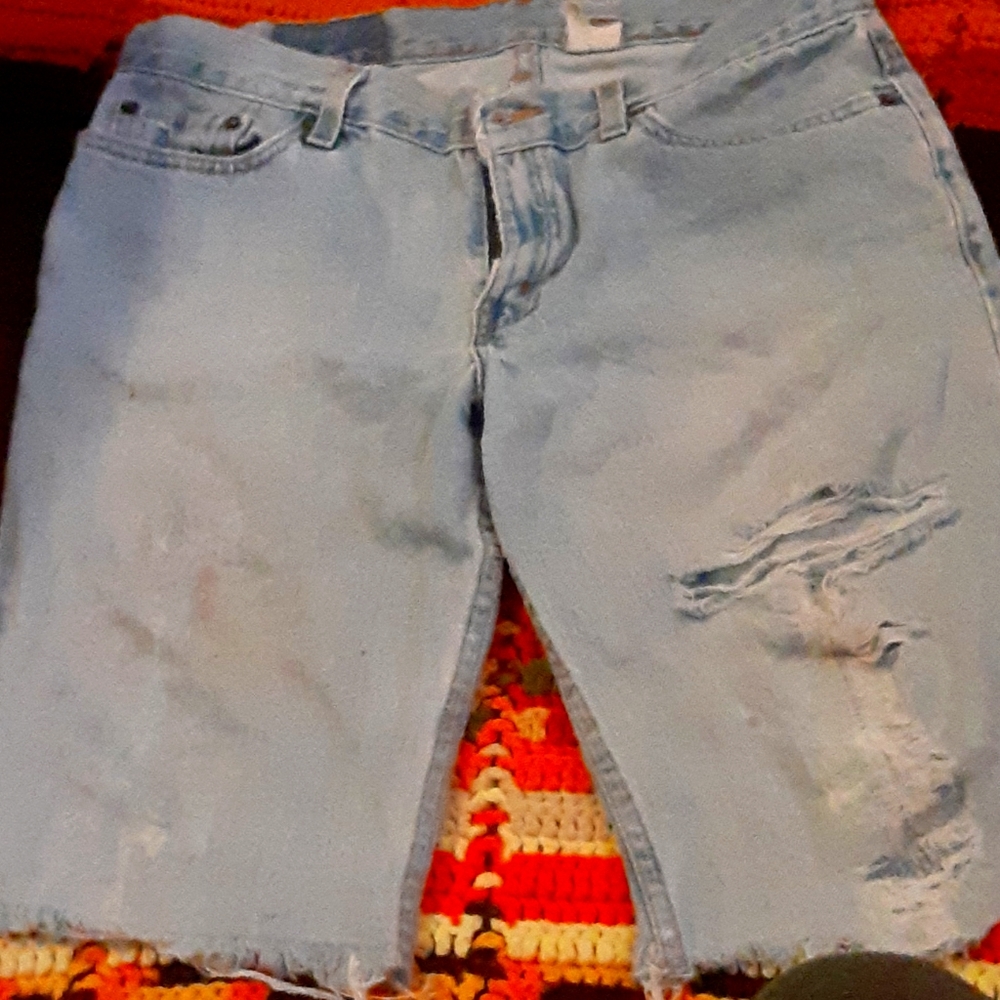 Ironic cut off 90s Levi's